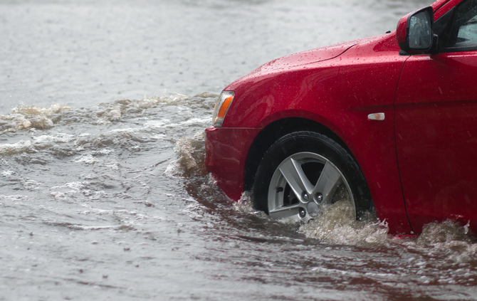 A VIN check for flooded cars