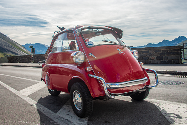 bubble car, BMW Isetta, Microlino,  microcars, small cars,